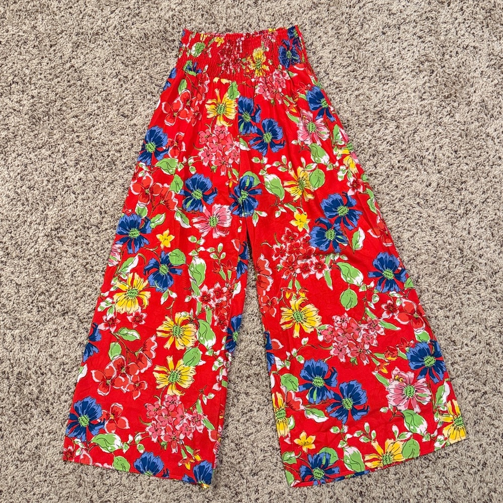 Sienna Sky size medium wide leg red floral pants with a large elastic waistband - Picture 2 of 5
